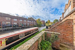 Courtyard- click for photo gallery